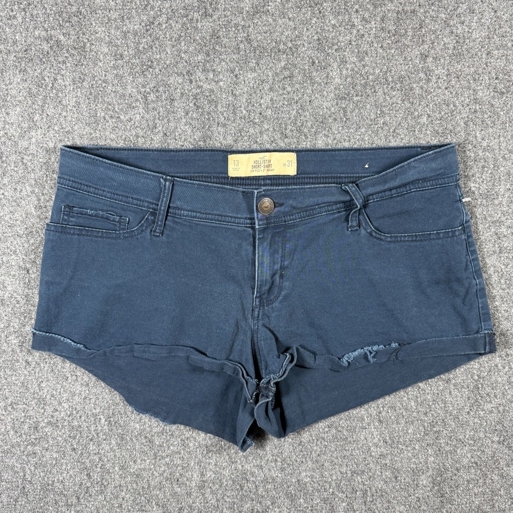Hollister Short Short Low Rise 2" inseam Cuffed Navy Stretch Sexy Chic Size 31